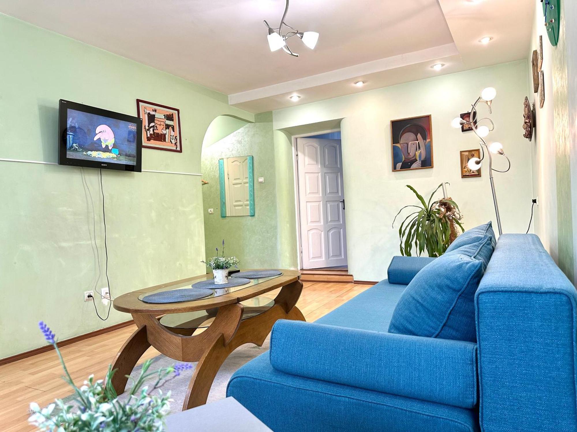 Apartments In The City Centre, Near A Park Rivne Exterior photo